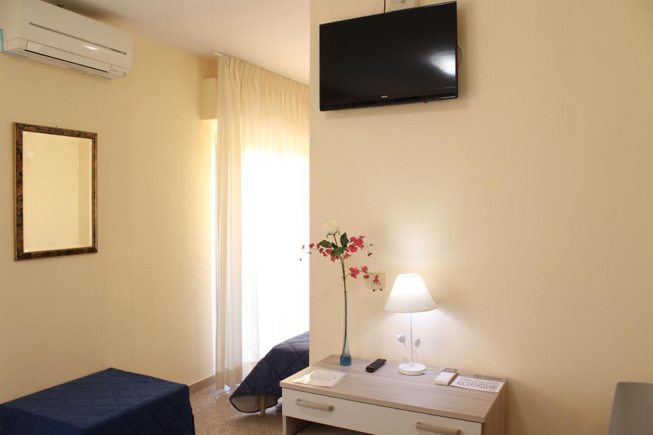 Luca Hotel