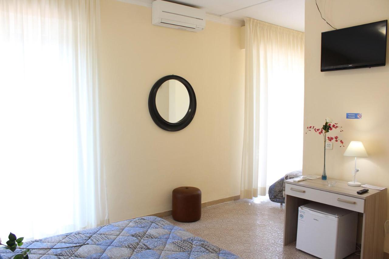 Luca Hotel 3*